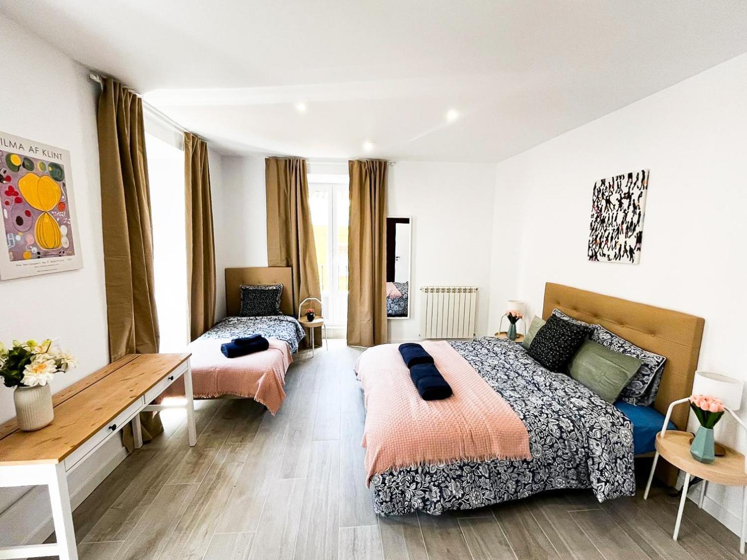 Centric Rooms In Madrid Exterior photo