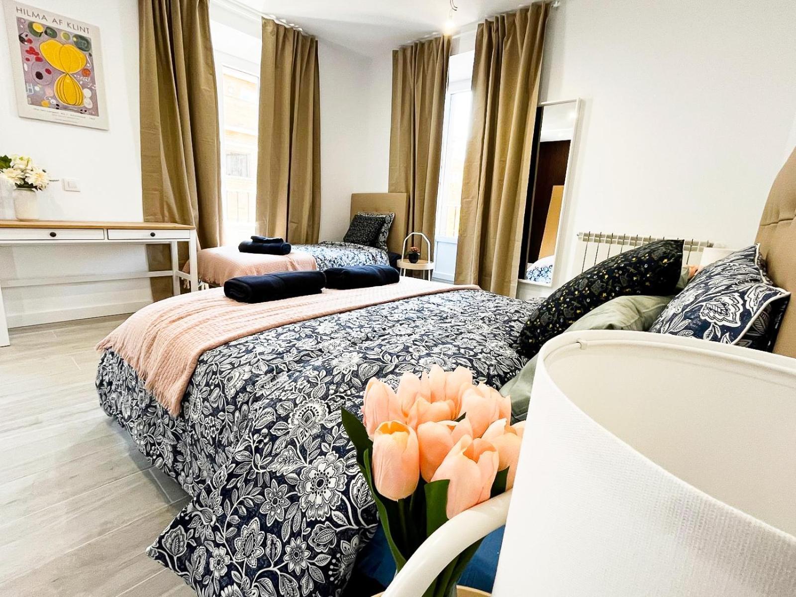 Centric Rooms In Madrid Exterior photo